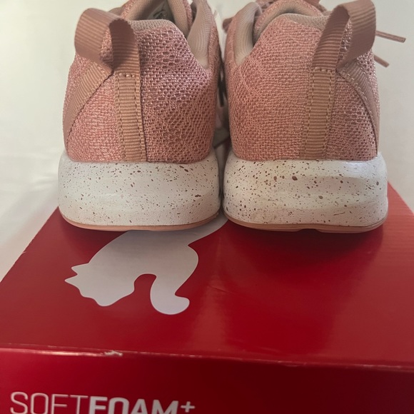 Puma - Picture 7 of 7